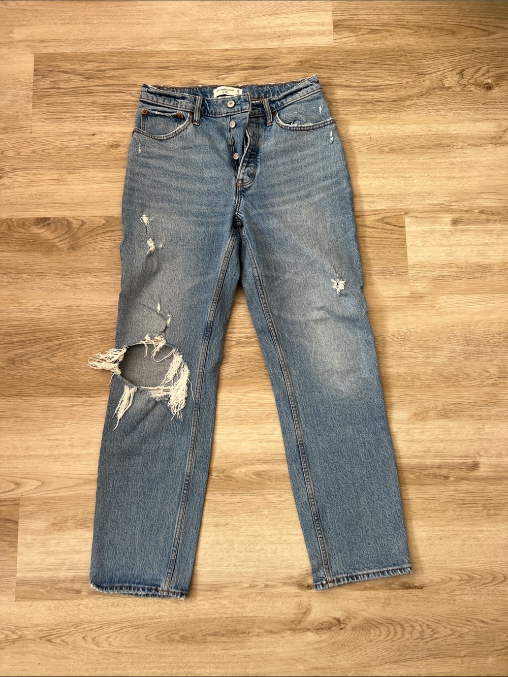 Abercrombie & Fitch Distressed High Rise Jeans